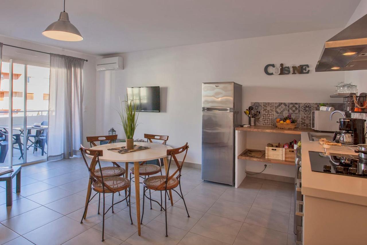 L'Orangeraie Calvi Centre A 300M De La Plage Et Du Port Parking Prive Kültér fotó